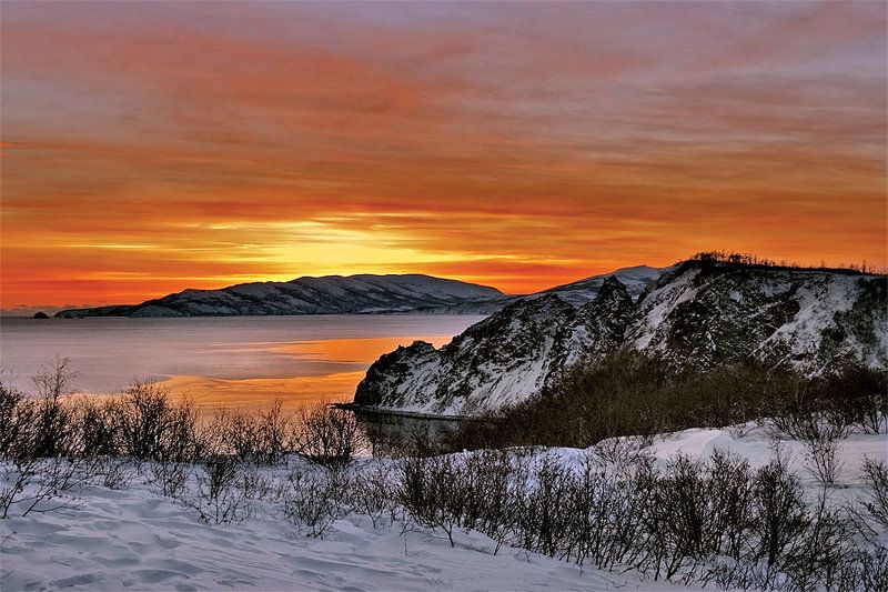 магадан, снег, море, закат, зима Закат на мысе Нюкляphoto preview