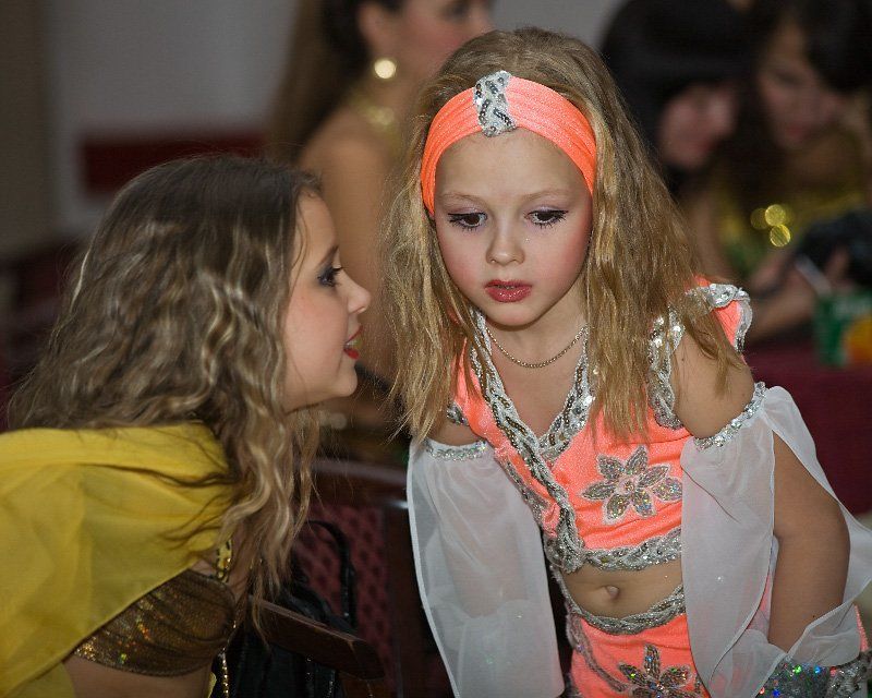 танец, лица, портрет Заговорщицыphoto preview