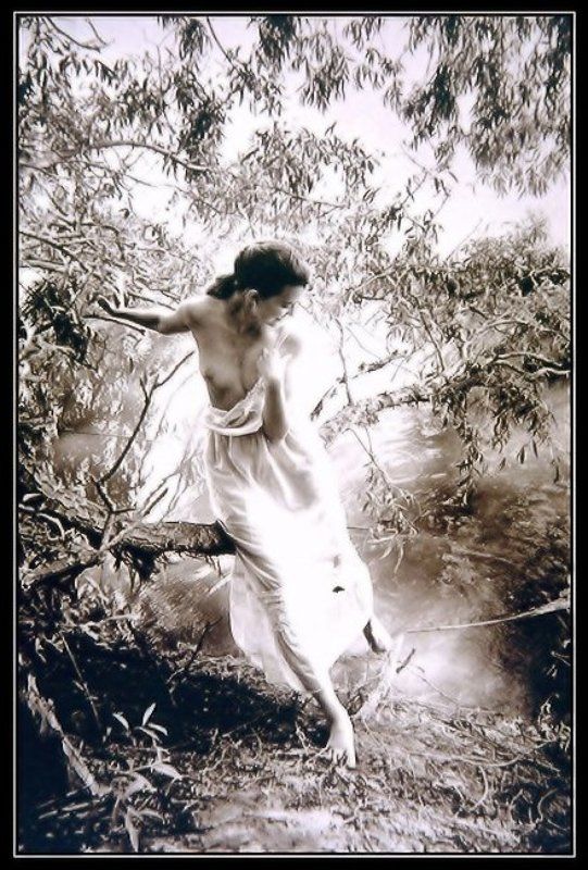 девушка, утро, река, вода Просто было утроphoto preview