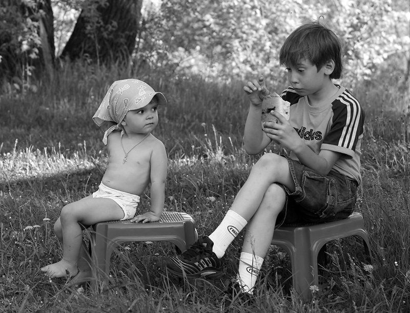 мальчик, девочка, булочка, с, изюмом Pro волос фото превью