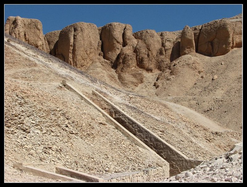 Выжженный солнцем пейзажphoto preview