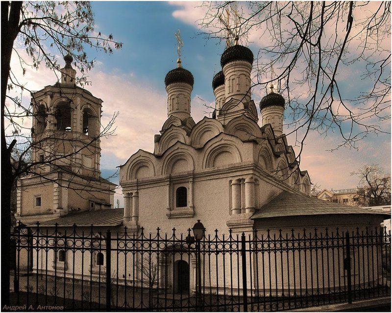 храм, успения, богодицы, в путинках, москва Храм Успения Богодицы в Путинках.photo preview