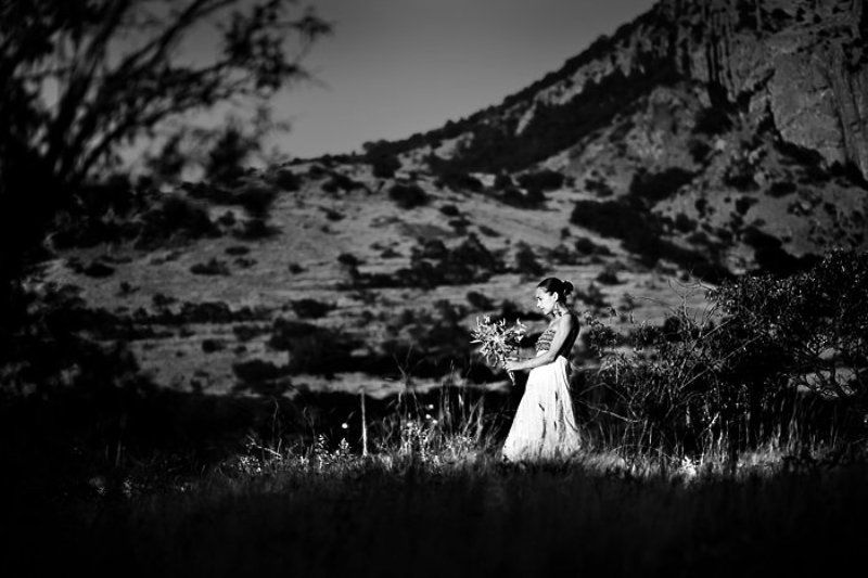 портрет, фотограф, фото, чб, поле, колючки, модель photo preview