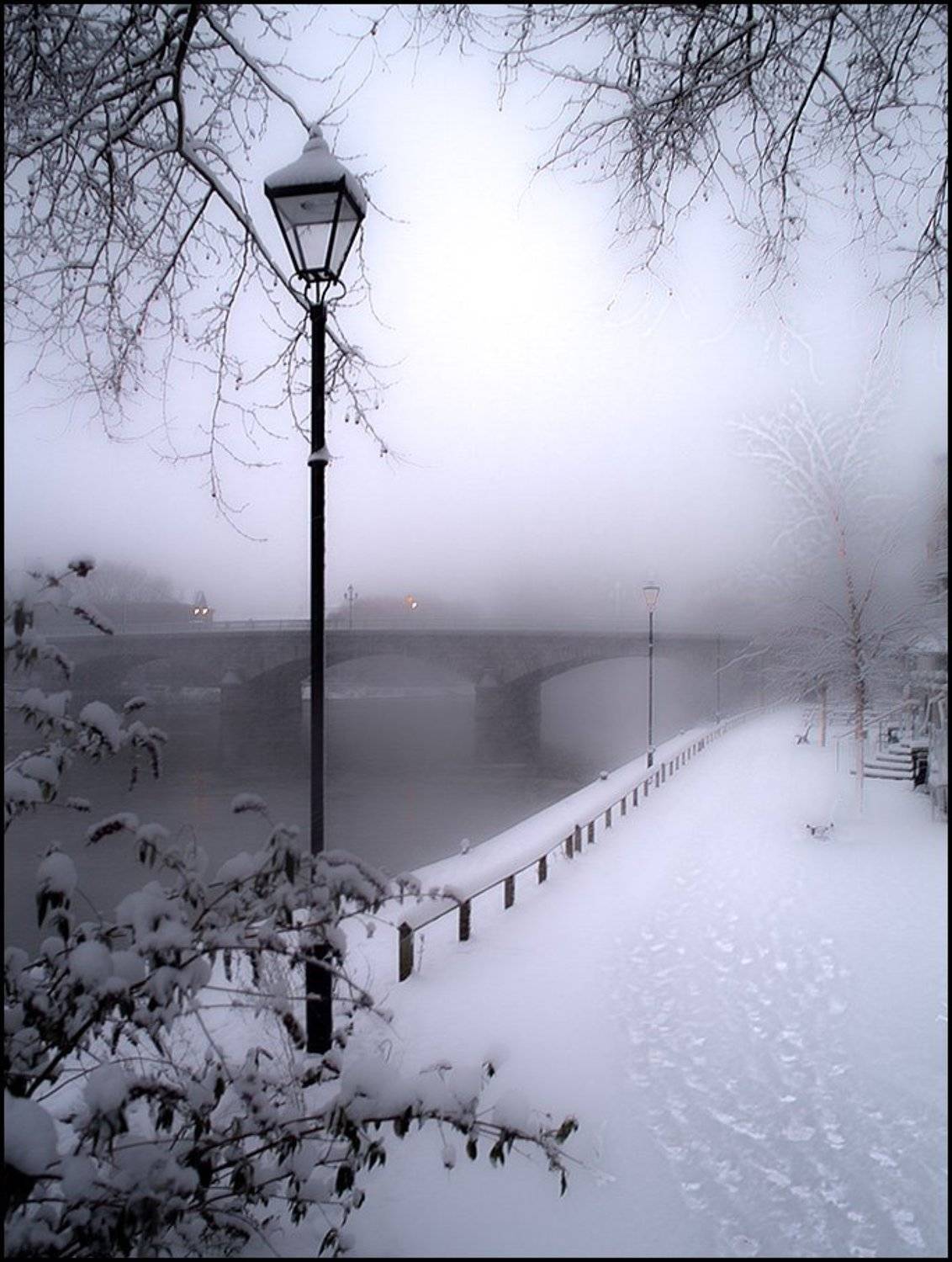 Этюд с фонарем. Автор: Михаил Чурбанов фонарь, снег, лондон, Михаил Чурбанов