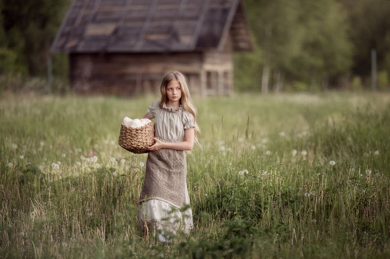 деревня, белье, дети, девочка, дом Хлопотыphoto preview