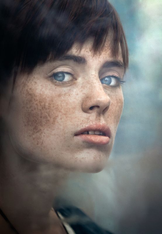 girl, portrait, color, woman, emotions, eyes, face, photo, moscow, people, light I\'m waiting for you...photo preview