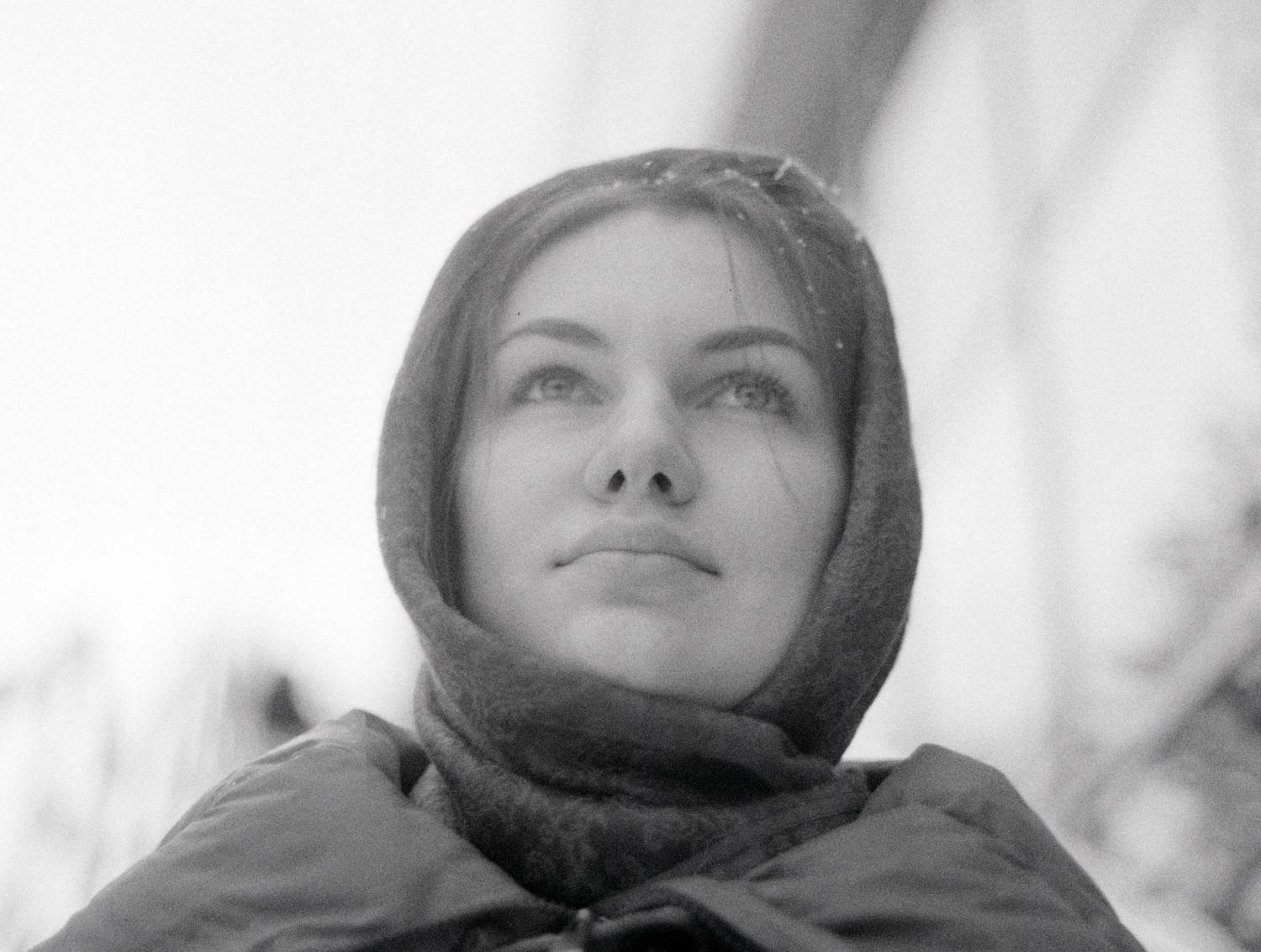 lady, russian, scarf, black, white, film, winter, Evgeny Ivanov