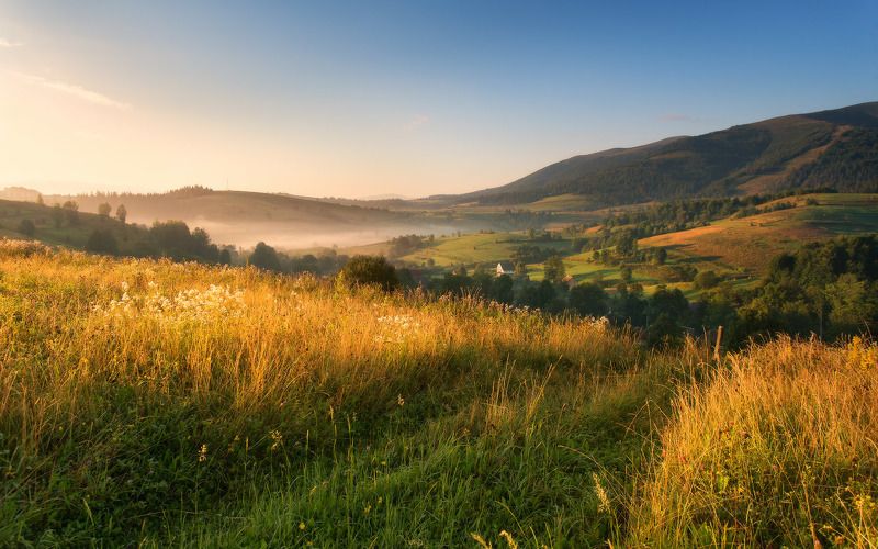 август, горы, карпаты, лето, рассвет, туман, утро Лето. Утренний Подобовецphoto preview