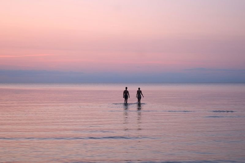 beach, sea, shore, bright, sun, pink, sunset, horizon, man, woman, love, rest Evening in Jurmala ...photo preview