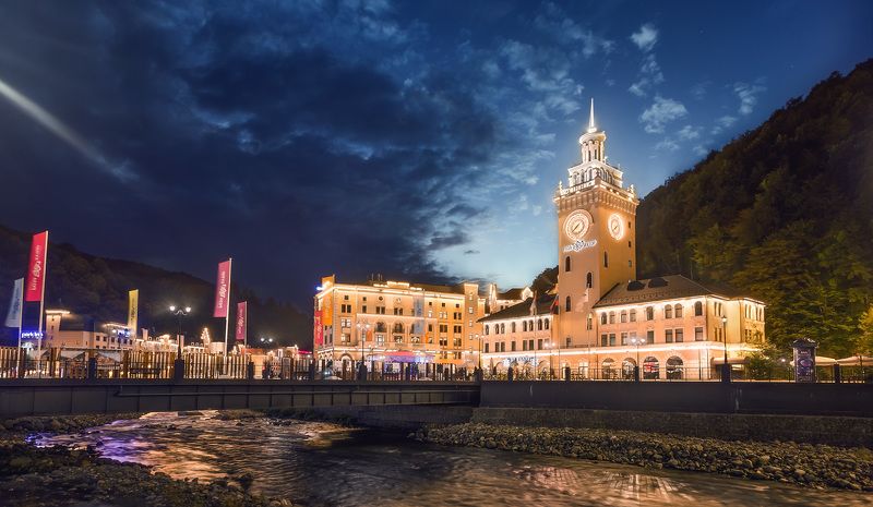 сочи, горы, роза хутор, архитектура, город, курорт, улица, площадь, ратуша, прогулка, экскурсия, лето Роза хуторphoto preview