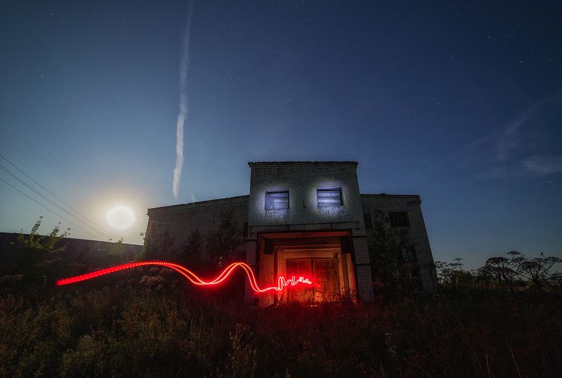 В полнолуние случаются странностиphoto preview