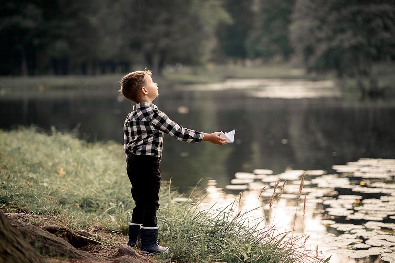 мальчик ...photo preview