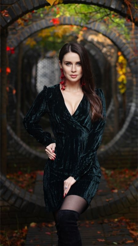 model, girl, portrait, body, face, beauty, beautiful, gurulee, natural light, russian, pretty,sensual photo preview