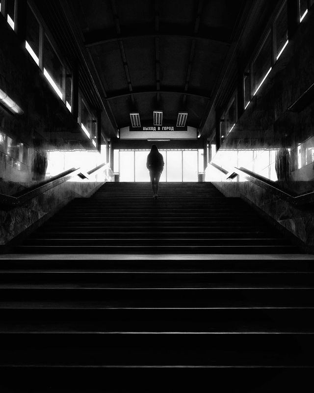 город, метро, черно-белое, москва Стереоphoto preview