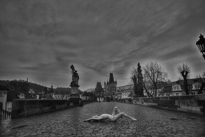 nude, art, public, street, pretty, black & white PraagBridgephoto preview