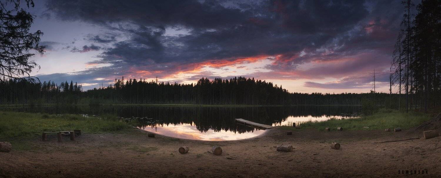 Закат по карельски.. Автор: Семенюк Василий карелия, пейзаж, лес, озеро, исо-ярви, лодочное, закат, облачность, мостки., Семенюк Василий