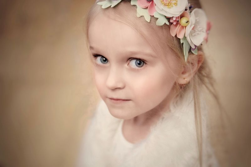 Семья, Дочка, девочка, ребёнок, дети, цвет, портрет, family, childhood, child, portrait, color, girl, baby, indoor Портрет дочери фото превью