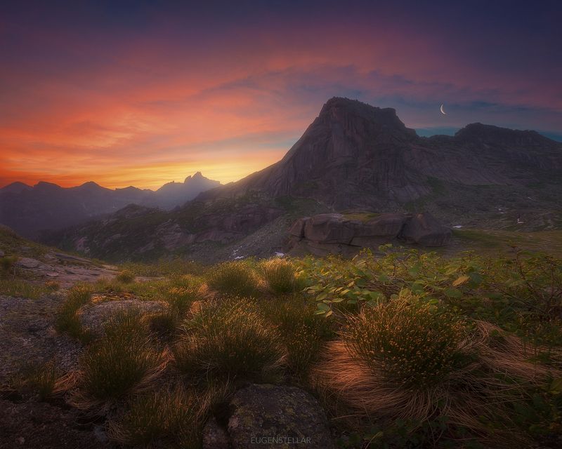 панорама, пейзаж, горы, заря, облака, ергаки, mountains, landscape, sky, sunrise Заря над Спящим Саяном.photo preview