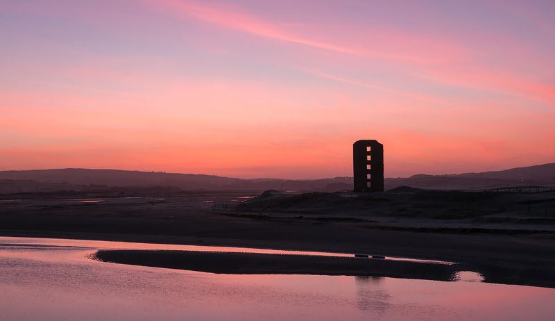 ирландия, фототур, рассвет, замок Рассвет у развалин замкаphoto preview