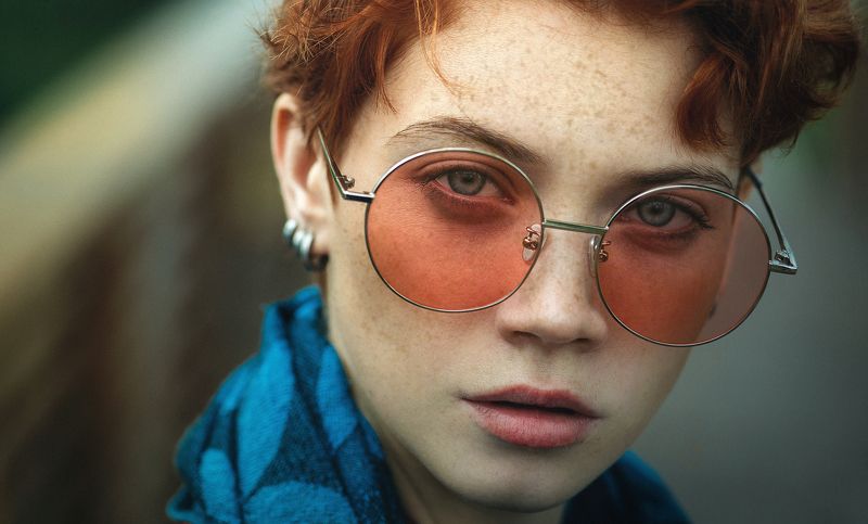 girl, portrait, color, woman, emotions, eyes, face, photo, moscow, people, light Portraitphoto preview