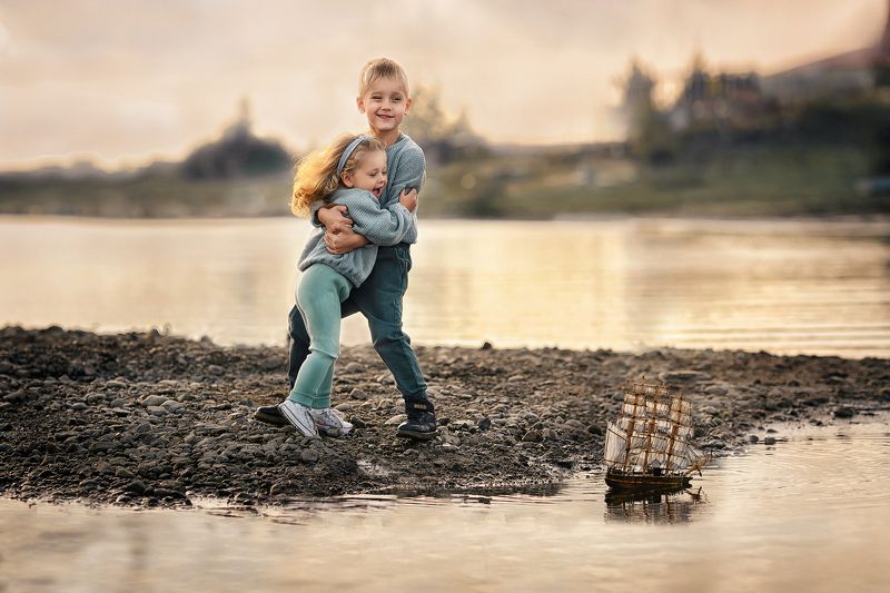 #yuliadin_foto #юлиядин #кемерово #фотографтомск #best_foto_tomsk #семейныйфотограф #дети #детскийфотограф #photos #photograph #томск #135mm #best_foto_russia #kids #photochallenge #photo #instamama #mams #35photo Лучший другphoto preview