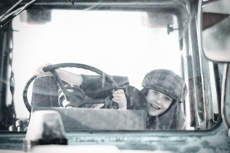 Трактористкаphoto preview