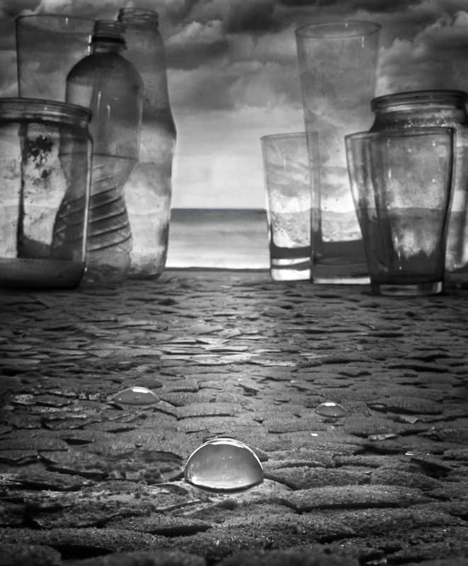 экология,человечество,вода,загрязнение,пустыня,капля,черно-белое,концептуальное,искусство,парышков,d810 Жаждаphoto preview