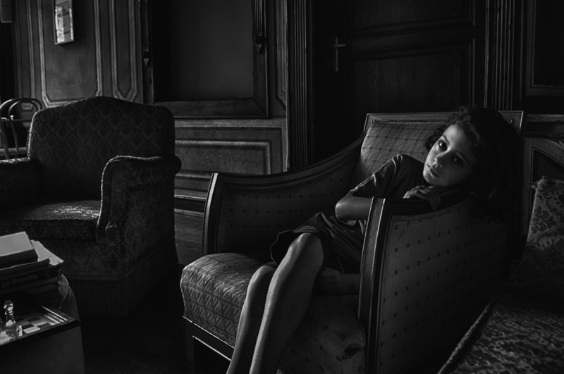 morning, house, boy, утром, мальчик, дом, черно-белый, black, and, white Morning in the old housephoto preview