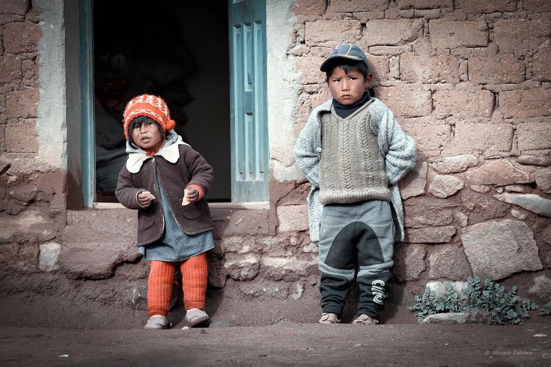 боливия, гваделупе, дети Детство на краю земли...photo preview