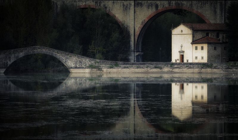 church  italy tuscany landscape  lake water Pontecosi Churchphoto preview
