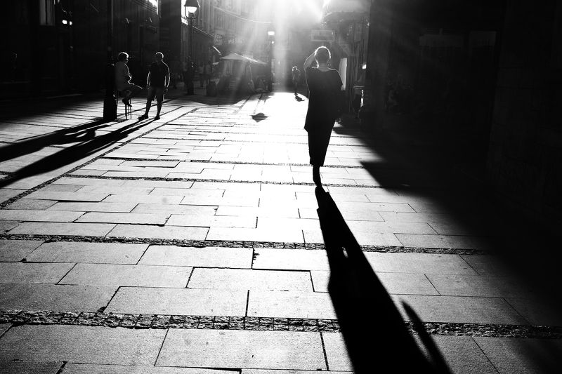 #belgrade #street #light #people #black and white #city #sunset #sunlight Light touchphoto preview