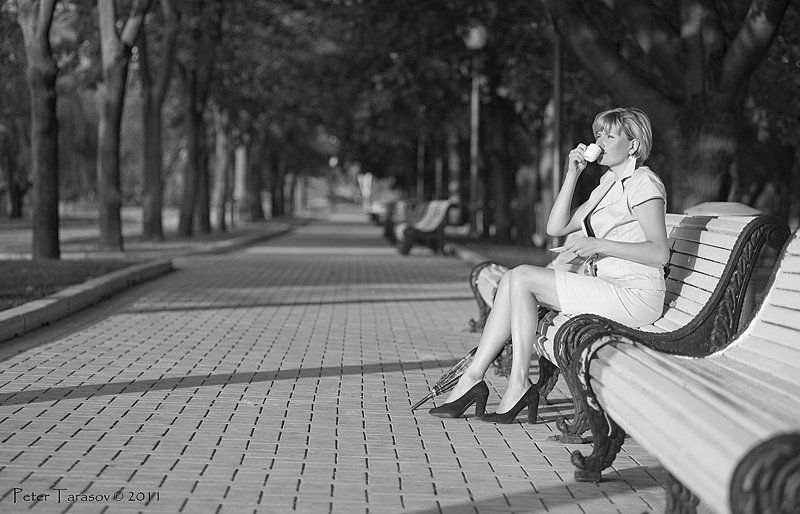 портрет, парк, кофе, утро Начало дняphoto preview