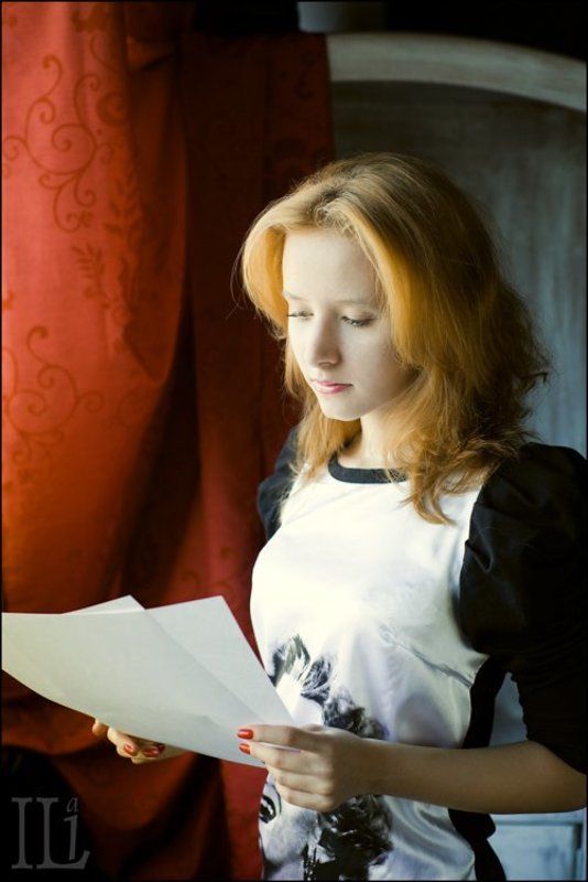 девушка, листочки Девушка с листочкамиphoto preview