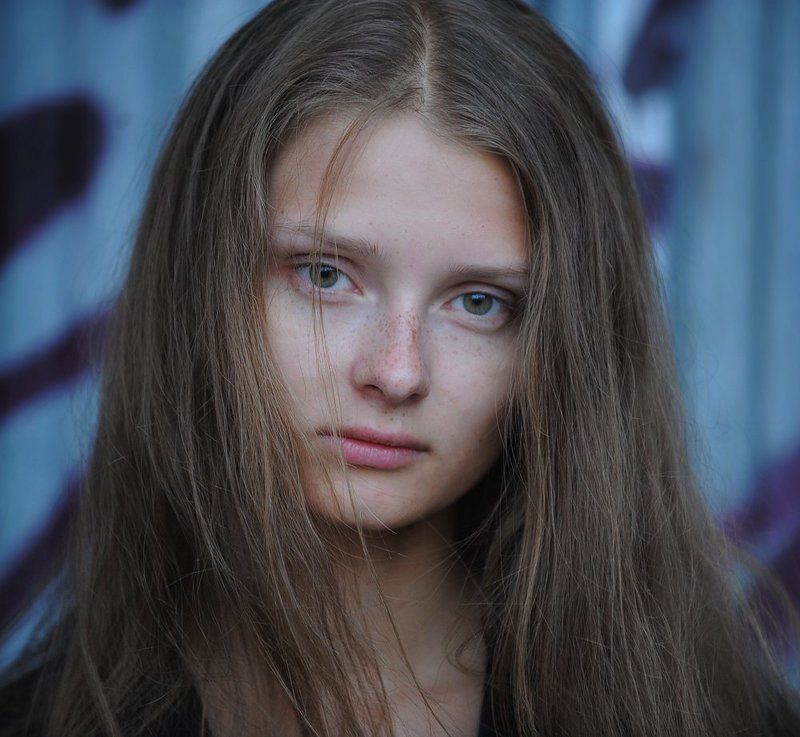 no smile)photo preview