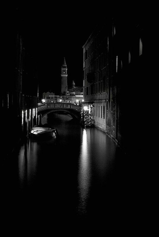 Блуждая...photo preview