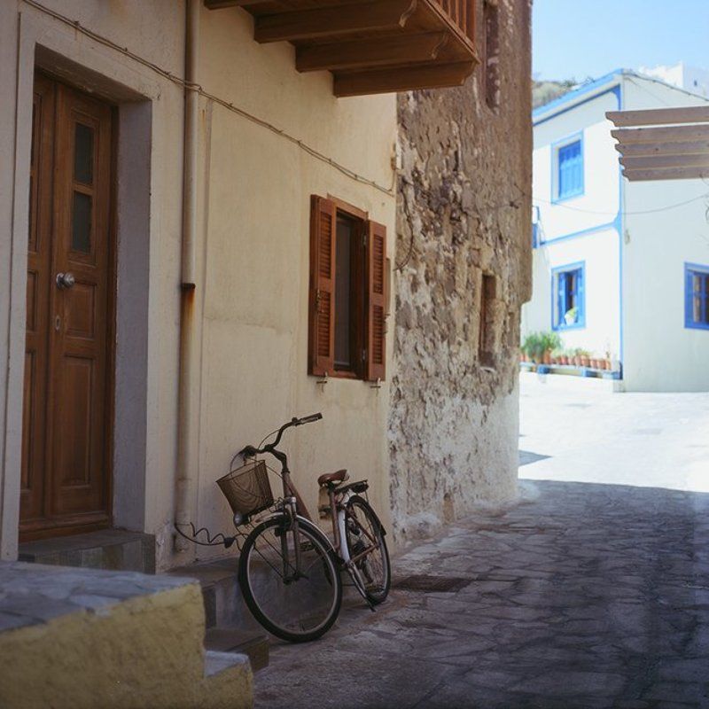 Greek Sidestreetphoto preview