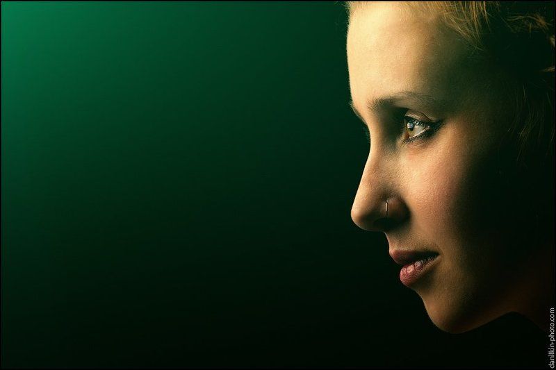 девушка, студия, лицо Катеринаphoto preview