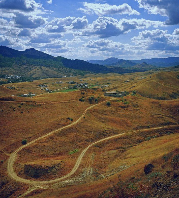 путь Извилистый путь ...photo preview