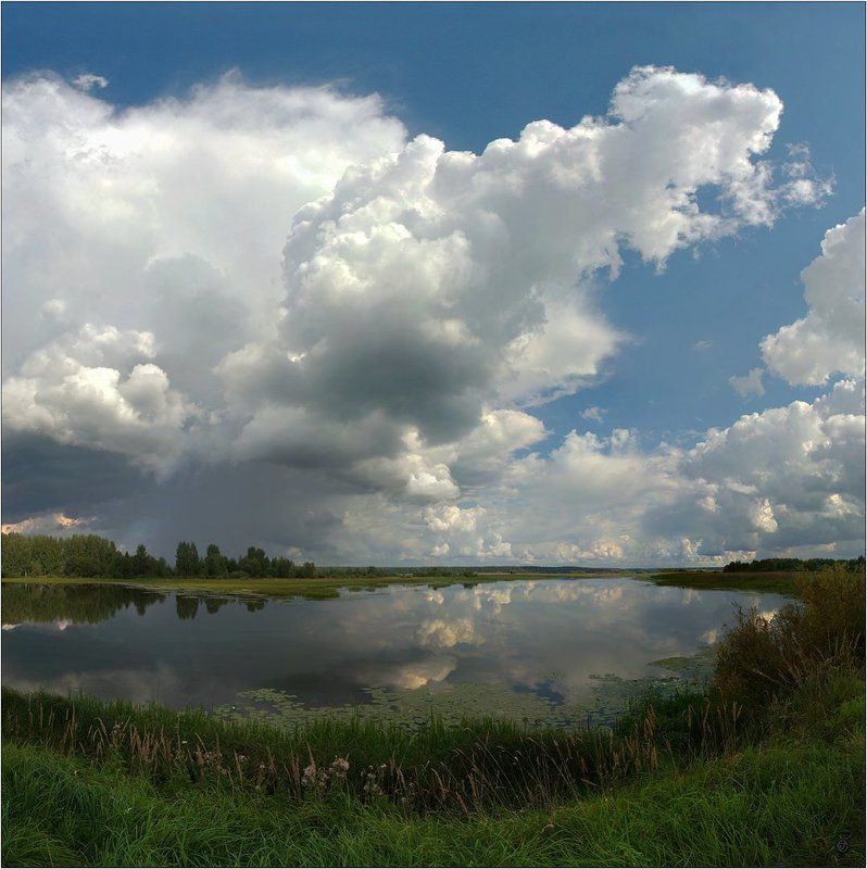 Гроза из-за Волгиphoto preview