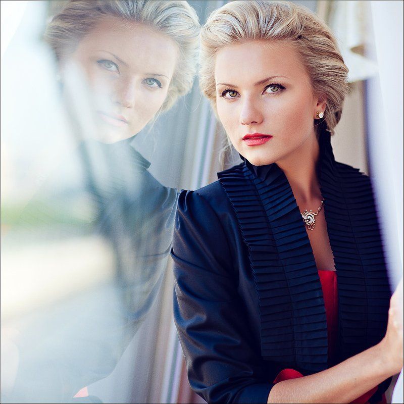 портрет Еленаphoto preview