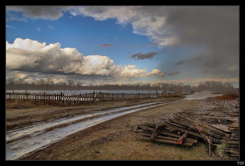 Весенний градphoto preview