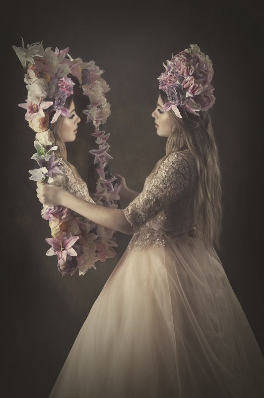 flowers,portriat,fineart Flower mirrorphoto preview