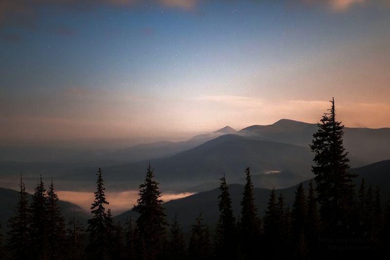 драгобрат, горы, ночь, звезды, рассвет, сумерки, карпаты, облака, лес Нежное прощание со звездамиphoto preview