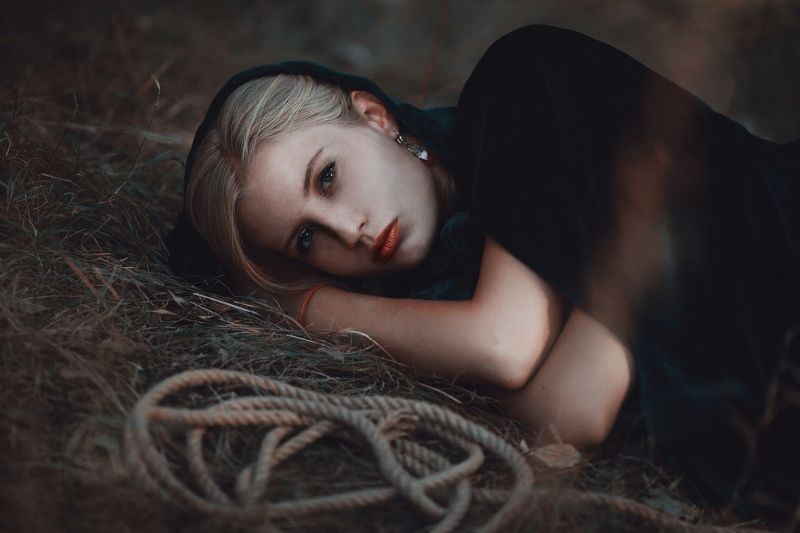 witch, portrait, autumn Witch huntphoto preview