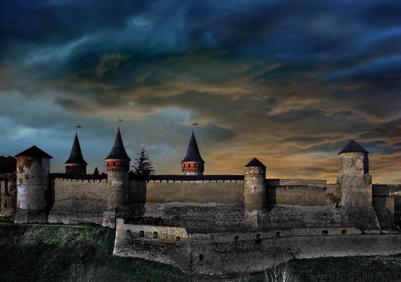 украина, замок, каменец-подольский Суровый вечер в Каменец-Подольскомphoto preview