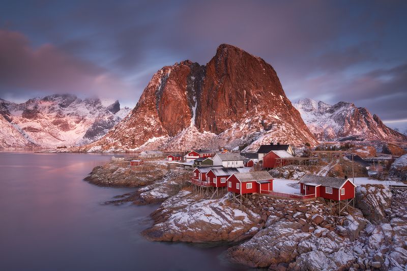 Sunrise in Hamnoyaphoto preview