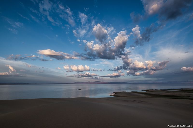 монголия, восход, озеро, пустыня, песок, пейзаж, природа, лето, mongolia, sunrise, lake, desert, sand, landscape, nature, summer Монгольское небоphoto preview