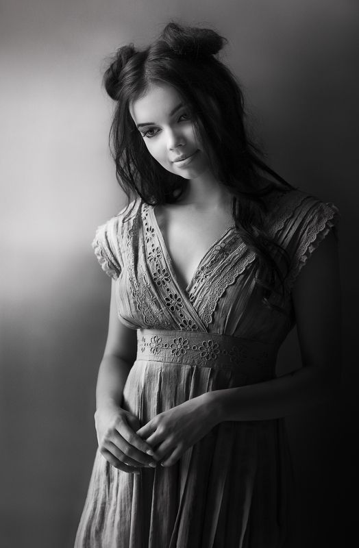 портрет; свет ; ч/б ***photo preview