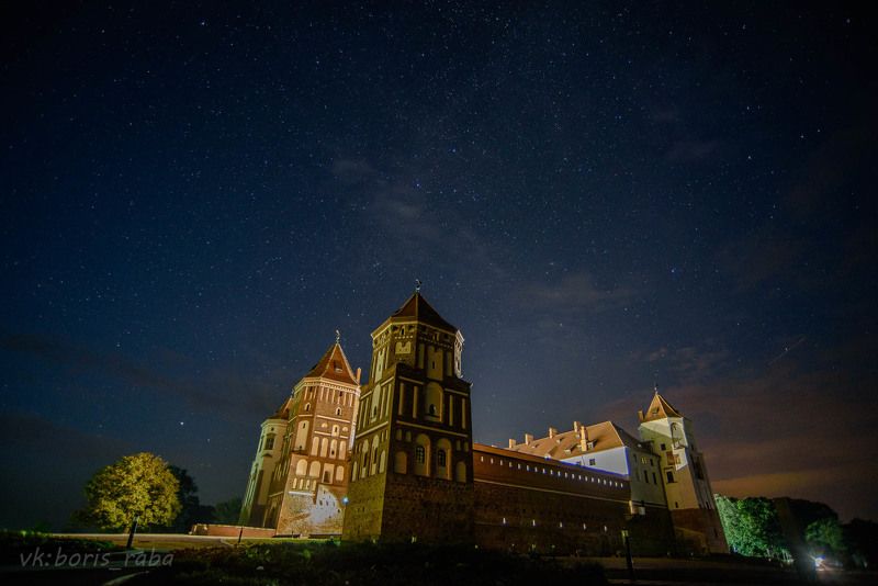 замок, ночь, архитектура, трэвел Мирский замок ночьюphoto preview