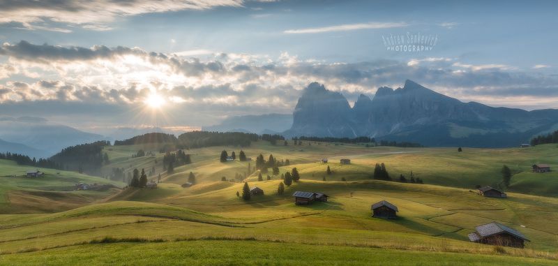 доломиты, август, alpedisiusi, italy, утро, восход, dolomites Стоя на красивом холме... :)photo preview